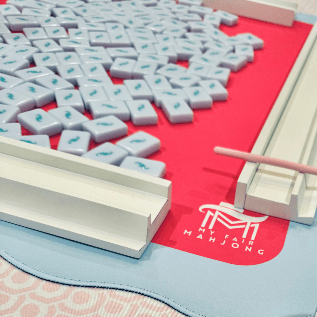 MAHJONG MAT | Color Wave | 31" x 31": Green Center - Pink Scallop - The Color Collab