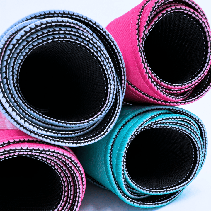 MAHJONG MAT | Color Wave | 31" x 31": Green Center - Pink Scallop - The Color Collab