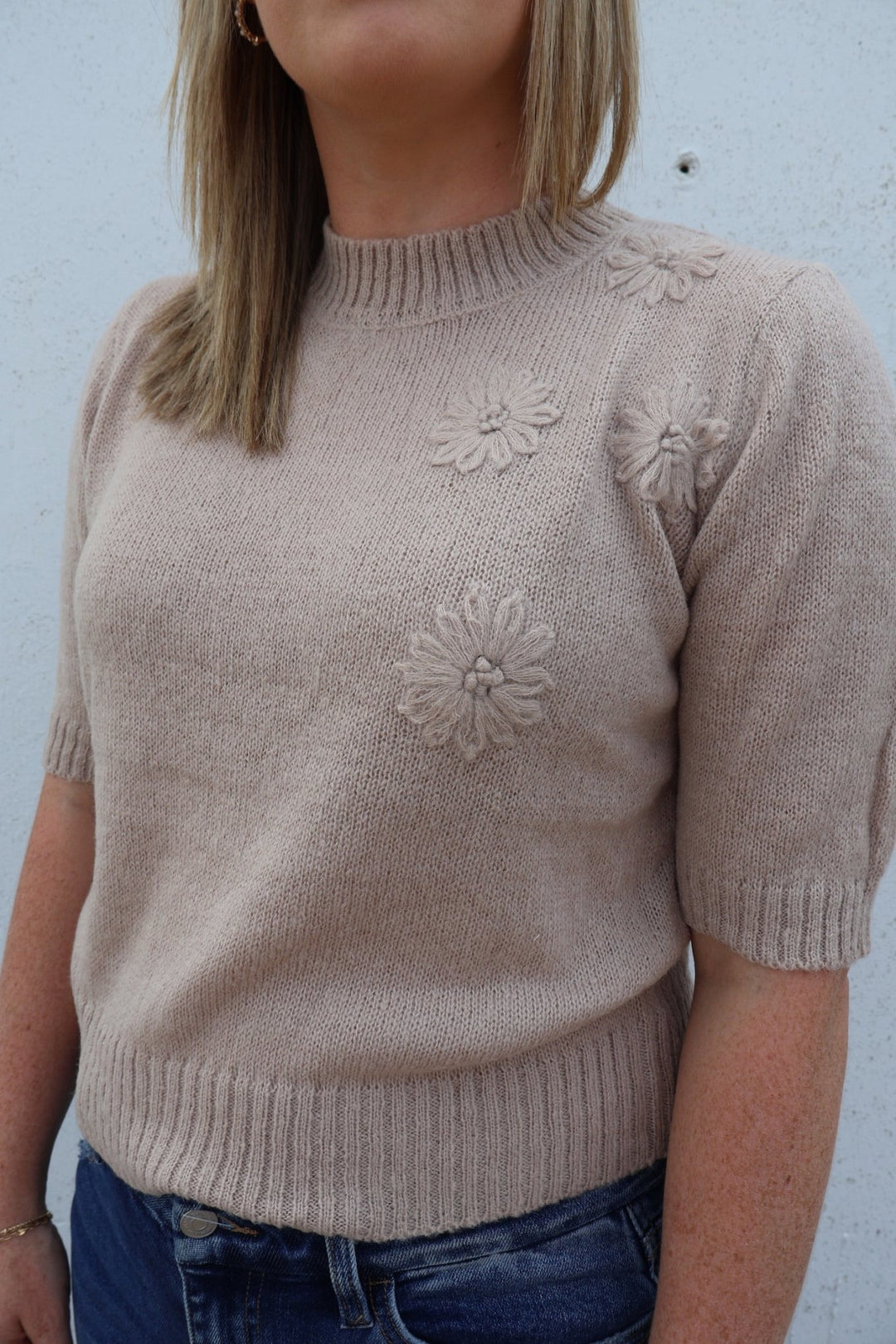 Pinch Short Sleeve 3D embroidered floral sweater - The Color Collab
