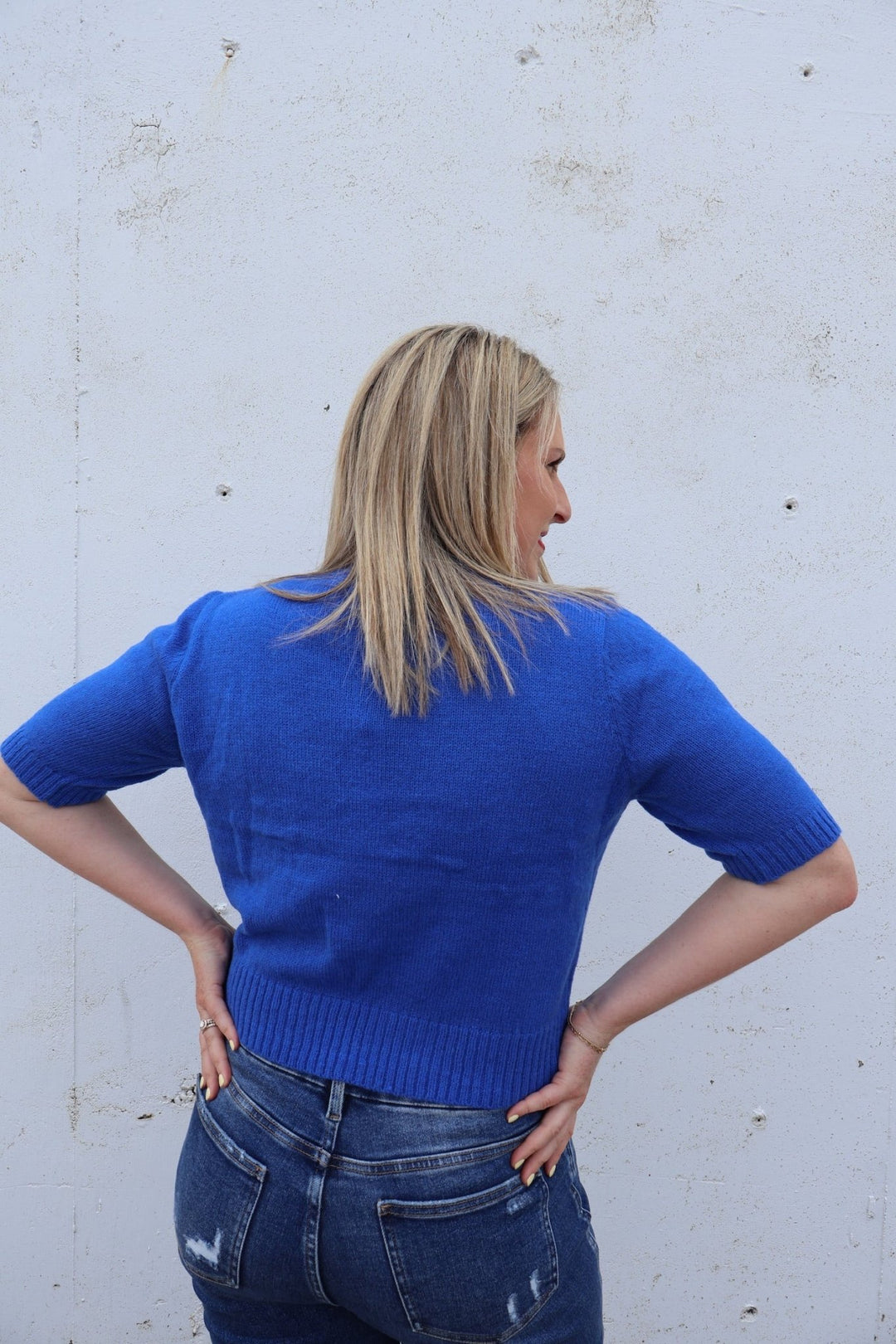 Pinch Short Sleeve 3D embroidered floral sweater - The Color Collab