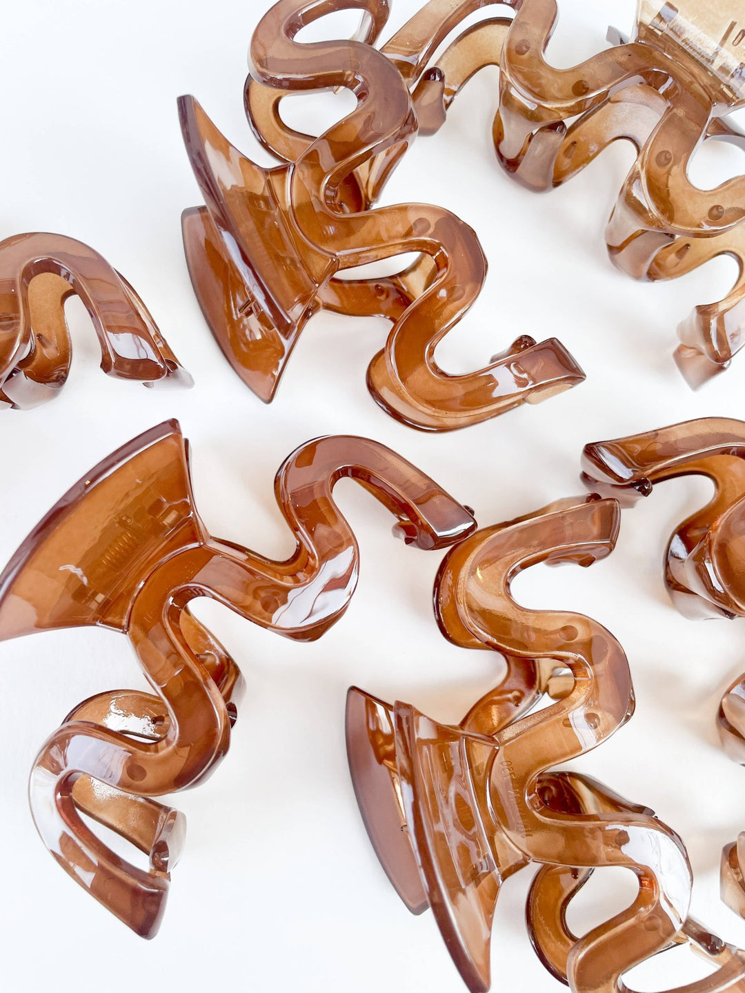 Wavy Espresso Hair Claw Clip - The Color Collab