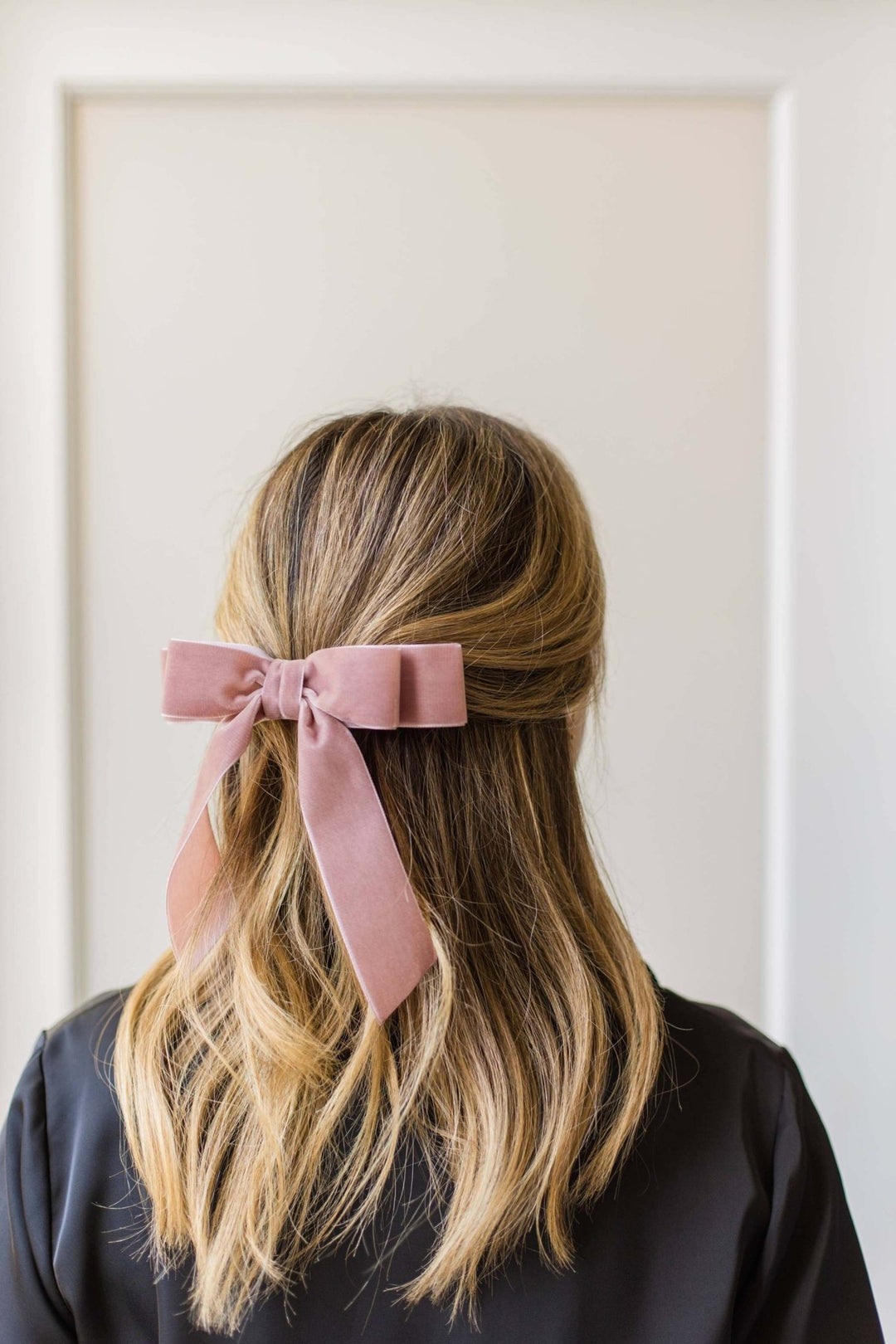 Grace & Grandeur Judy Short Bow Barrette: Dusty Mauve - The Color Collab